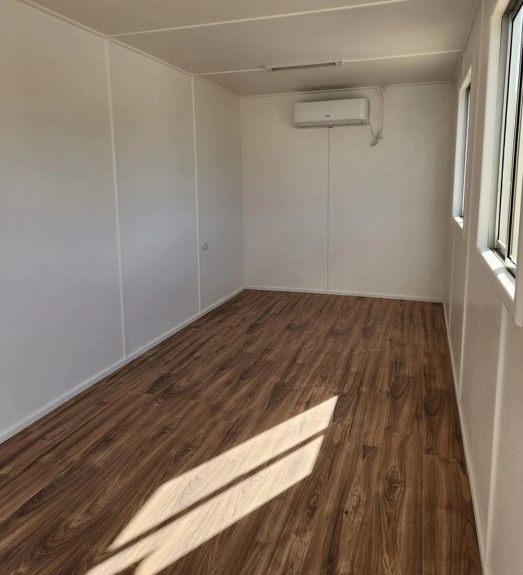 Contenedor maritímo Oficina 24m² - Imagen 5