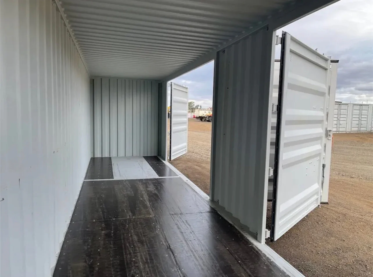 CONTENEDOR MARÍTIMO HIGH-CUBE DE 40′ CON 2 PUERTAS LATERALES - Imagen 6